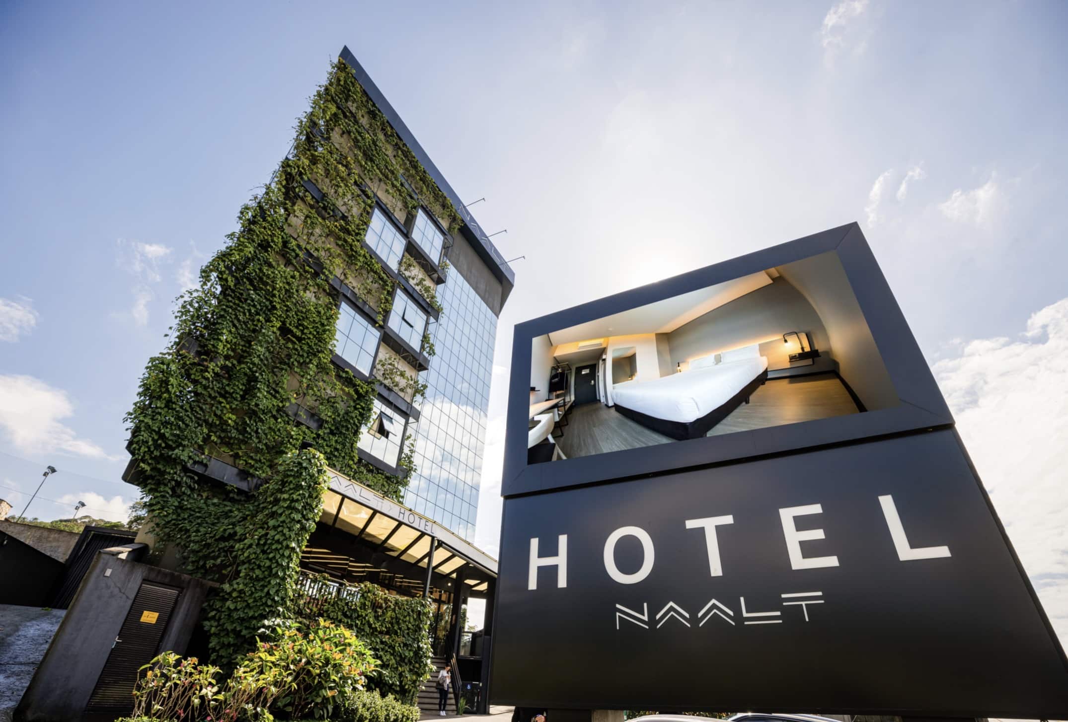 NaalT HOTEL